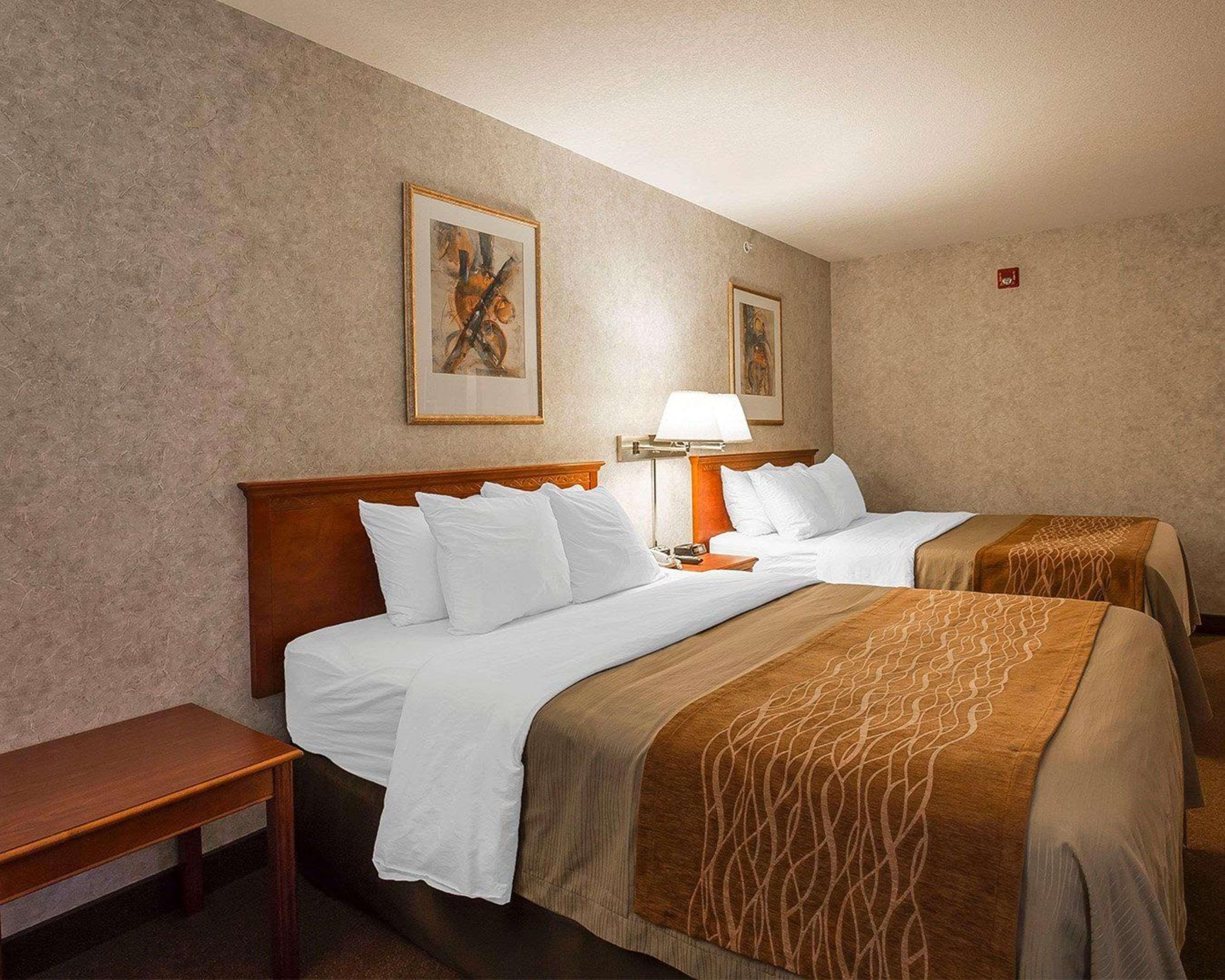 לטברידג' Comfort Inn מראה חיצוני תמונה