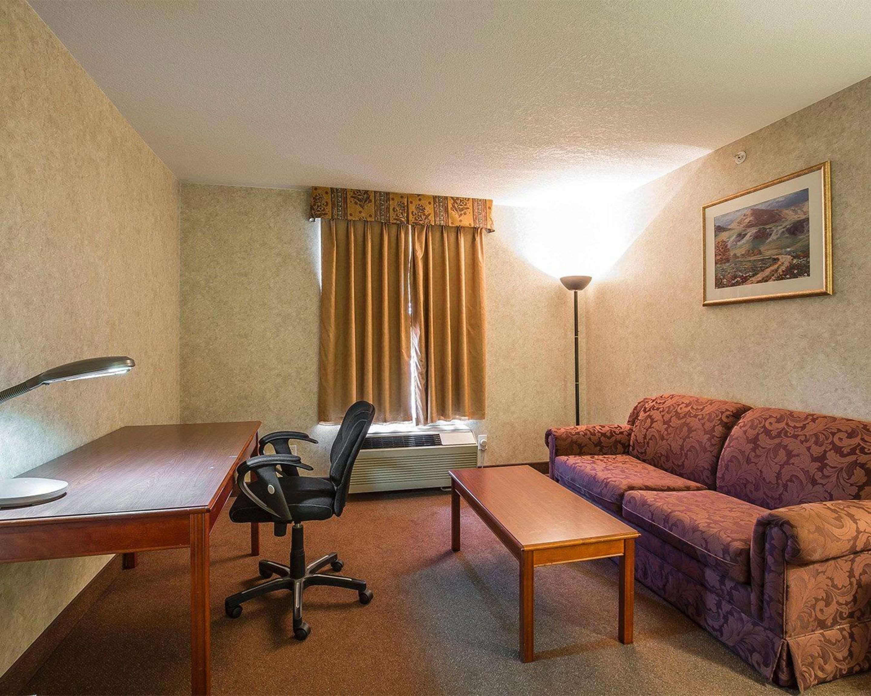 לטברידג' Comfort Inn מראה חיצוני תמונה